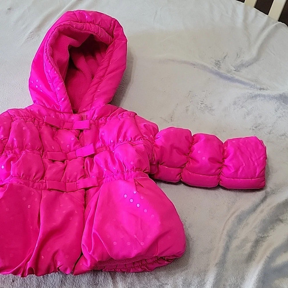 Girls Bright Pink Polka Dot Zip-Up with Velcro Overlay Warm Coat Size 18 Months - Picture 4 of 11